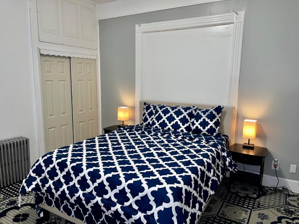 3 Bedrooms 2 Stops To Manhattan Nova York